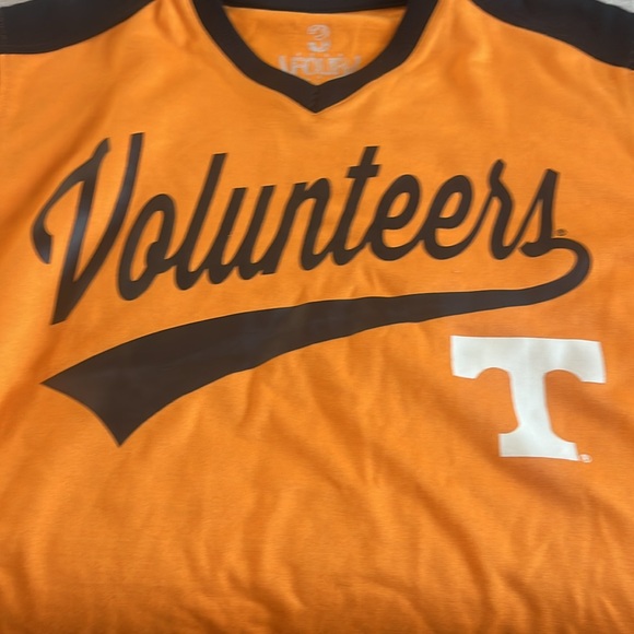 VINTAGE TENNESSEE VOLUNTEERS SHIRT (LARGE) (USED) - Picture 2 of 4